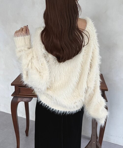 Thevon(ゼボン)の「ニュアンスボタンボリュームシャギーカーディガン(カーディガン/ボレロ・レディース・アイボリー/ブラウン/ベージュ・FREE)」の17枚目の写真