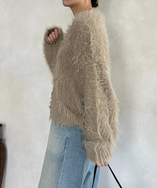 Thevon(ゼボン)の「ニュアンスボタンボリュームシャギーカーディガン(カーディガン/ボレロ・レディース・アイボリー/ブラウン/ベージュ・FREE)」の22枚目の写真