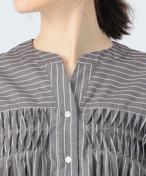 BEAMS HEART(ビームスハート)の「変形タック ノーカラー ブラウス(シャツ/ブラウス・レディース・その他/その他3/その他2・FREE)」の9枚目の写真