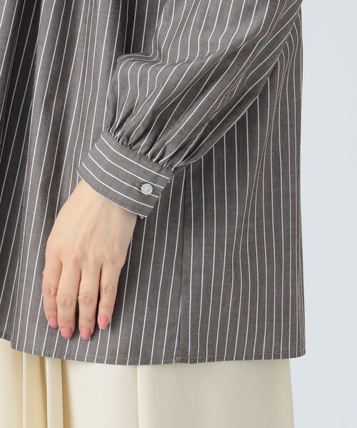 BEAMS HEART(ビームスハート)の「変形タック ノーカラー ブラウス(シャツ/ブラウス・レディース・その他/その他3/その他2・FREE)」の4枚目の写真