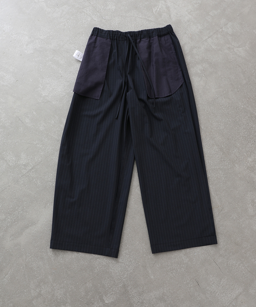 JOURNAL STANDARD LUXE（ジャーナルスタンダード　ラックス）の「TR タックパンツ（その他パンツ・レディース・ネイビー/ブラック・FREE）」の21枚目の写真