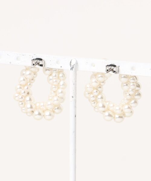 RESEXXY(リゼクシー)の「ボリュームパールフープピアス(ピアス(両耳用)・レディース・ゴールド/シルバー・FREE)」の3枚目の写真