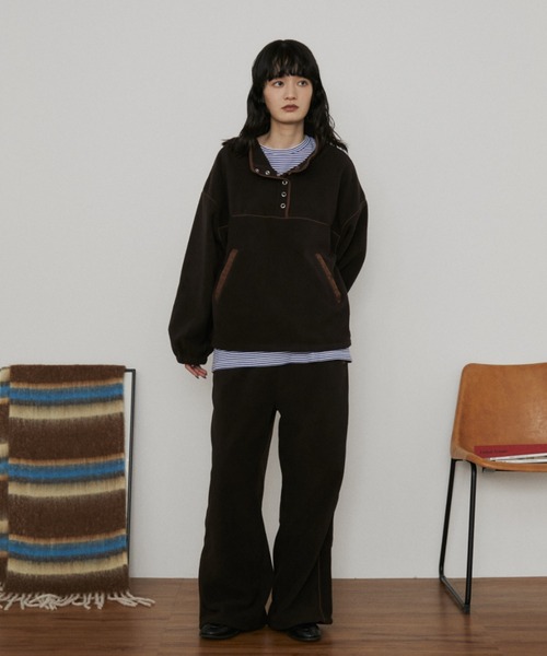 MERLOT(メルロー)の「スナップボタンフリース(その他トップス・レディース・ブラウン/ネイビー/ライトグレー・FREE)」の4枚目の写真