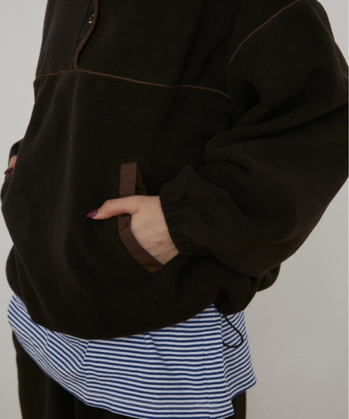 MERLOT(メルロー)の「スナップボタンフリース(その他トップス・レディース・ブラウン/ネイビー/ライトグレー・FREE)」の15枚目の写真