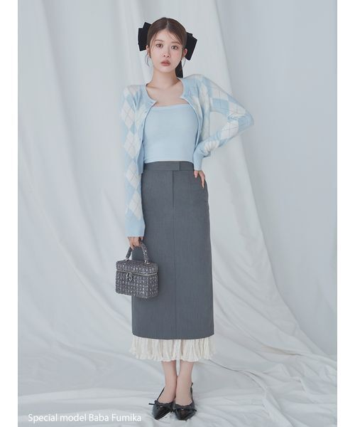 SNIDEL（スナイデル）の「プリーツドッキングナロースカート（スカート・レディース・ブラック/グレー/ストライプ・0/1）」の4枚目の写真