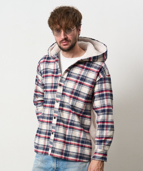 STUD MUFFIN（スタッドマフィン）の「STUD MUFFIN/スタッドマフィン/ネルチェック/ボア レザースター& サガラパッチワーク フーデッドシャツ（シャツ/ブラウス・メンズ・ブラック/ホワイト系2・3/4/2）」の2枚目の写真