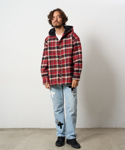 STUD MUFFIN（スタッドマフィン）の「STUD MUFFIN/スタッドマフィン/ネルチェック/ボア レザースター& サガラパッチワーク フーデッドシャツ（シャツ/ブラウス・メンズ・ブラック/ホワイト系2・3/4/2）」の7枚目の写真