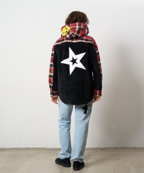 STUD MUFFIN（スタッドマフィン）の「STUD MUFFIN/スタッドマフィン/ネルチェック/ボア レザースター& サガラパッチワーク フーデッドシャツ（シャツ/ブラウス・メンズ・ブラック/ホワイト系2・3/4/2）」の9枚目の写真