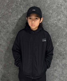 未使用　美品　メゾンドドルチェ マウンテンパーカー キッズ　120-130 値下げ‼️美品 メゾンドドルチェ マウンテンパーカー キッズ 120-130