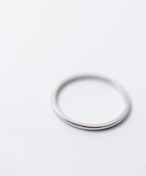 TUWAKRIM(トゥワクリム)の「【TUWAKRIM】Effect ring(リング・レディース・ゴールド・XX-LARGE/X-LARGE/XX-SMALL)」の6枚目の写真