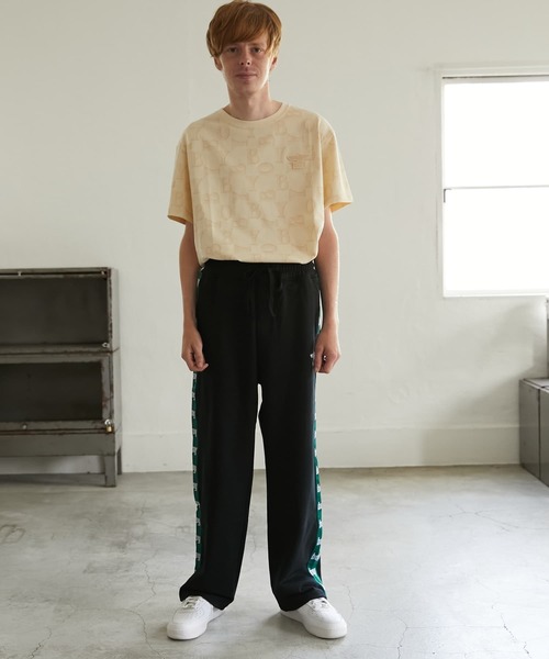 BOY LONDON（ボーイロンドン）の「【BOY LONDON】BOY SHADOW PRINT TEE KHAKI（Tシャツ/カットソー・メンズ・カーキ・LARGE/MEDIUM/SMALL/X-LARGE）」の5枚目の写真