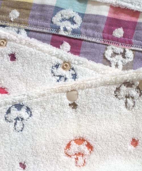 Hoppetta（ホッペッタ）の「【Hoppetta(ホッペッタ)】バスポンチョ シャンピニオン Hoppetta（その他ベビー用品・キッズ・マルチ・ONESIZE）」の4枚目の写真