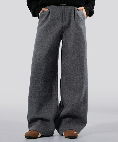 TOBEE(トゥビー)の「【TOBEE】重厚感 ツイード タック ワイドストレートパンツ(スラックス・メンズ・ダークグレー/ブラック/グレー・X-LARGE/LARGE/MEDIUM)」の1枚目の写真
