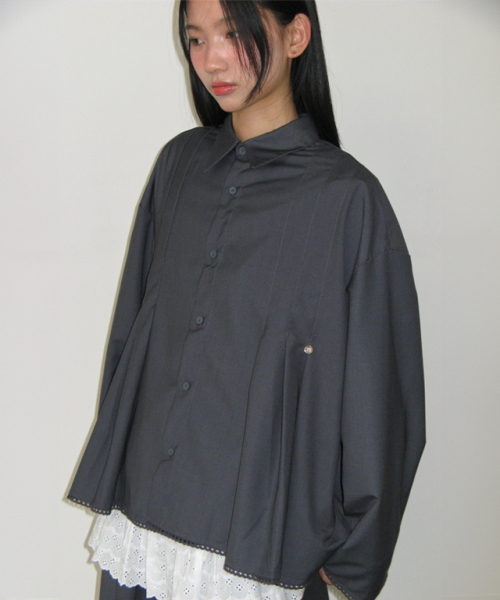 RONRON(ロンロン)の「PANDENT TORCHON LACE PLEATS SHIRT GREY(シャツ/ブラウス・レディース・その他・FREE)」の1枚目の写真