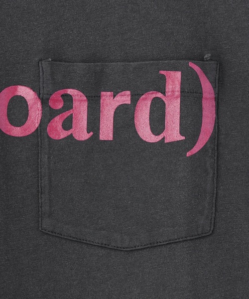 styles(スタイルス)の「STOCKHOLM SURFBORD CLUB Pocket Tee Surfboard U1000172(Tシャツ/カットソー・メンズ・ピンク/ブラック・M/L)」の6枚目の写真