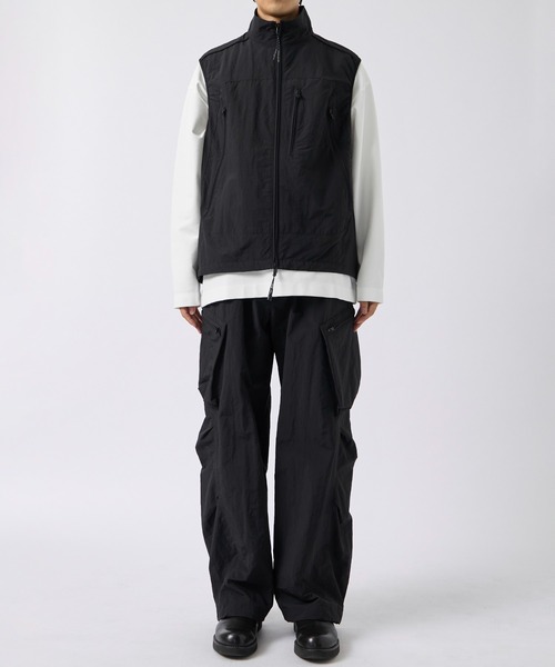 CITY TOKYO（シティトウキョウ）の「【CITY TOKYO/シティートーキョー】クランプルナイロンカーゴパンツ（カーゴパンツ・メンズ・ダークグレー/ブラック・2/1）」の3枚目の写真