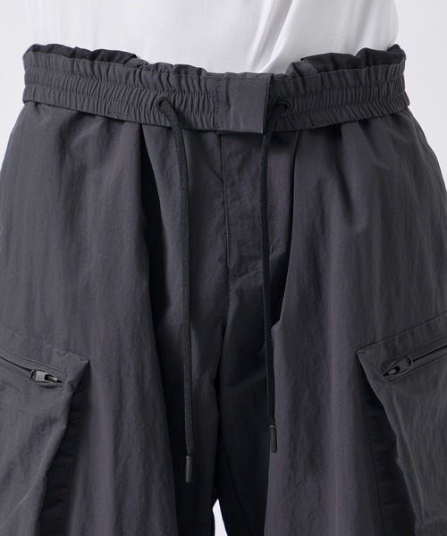 CITY TOKYO（シティトウキョウ）の「【CITY TOKYO/シティートーキョー】クランプルナイロンカーゴパンツ（カーゴパンツ・メンズ・ダークグレー/ブラック・2/1）」の19枚目の写真