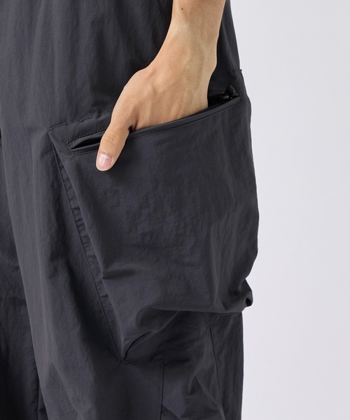 CITY TOKYO（シティトウキョウ）の「【CITY TOKYO/シティートーキョー】クランプルナイロンカーゴパンツ（カーゴパンツ・メンズ・ダークグレー/ブラック・2/1）」の22枚目の写真