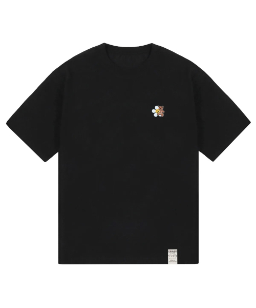 GRAVER（グレーバー）の「[ユニセックス]フラワーベアスマイル刺繍半袖Tシャツ_2カラー（Tシャツ/カットソー・レディース・ブラック/ホワイト・SMALL/MEDIUM/LARGE/X-LARGE）」の9枚目の写真