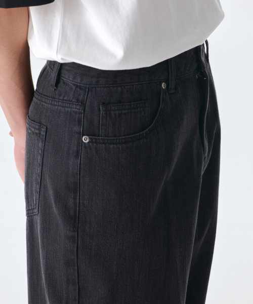 MUSINSA STANDARD（ムシンサスタンダード）の「リネンライクワイドデニムパンツ[ウォッシュドブラック]（デニムパンツ・メンズ・その他・40/38/42/36/34/32/29/30/31/33/26/27/28）」の6枚目の写真