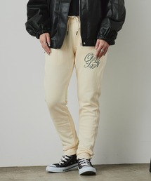 ONEXONE（ワンフォーワン）の「ONEXONE/ワンフォーワン LOGO FREESTYLE SLIM SWEAT PANTS サイドパネル イージースウェットパンツ（スウェットパンツ）」