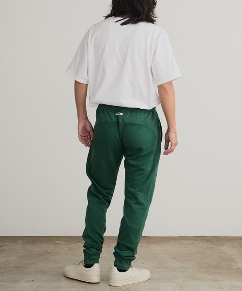 ONEXONE（ワンフォーワン）の「ONEXONE/ワンフォーワン LOGO FREESTYLE SLIM SWEAT PANTS サイドパネル イージースウェットパンツ メンズ 秋物 秋服 2026年秋冬（スウェットパンツ・メンズ・ブラック/グリーン/クリーム/バーガンディー・S/M/L）」の6枚目の写真