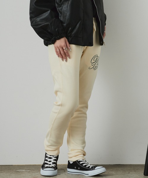 ONEXONE（ワンフォーワン）の「ONEXONE/ワンフォーワン LOGO FREESTYLE SLIM SWEAT PANTS サイドパネル イージースウェットパンツ メンズ 秋物 秋服 2026年秋冬（スウェットパンツ・メンズ・ブラック/グリーン/クリーム/バーガンディー・S/M/L）」の20枚目の写真