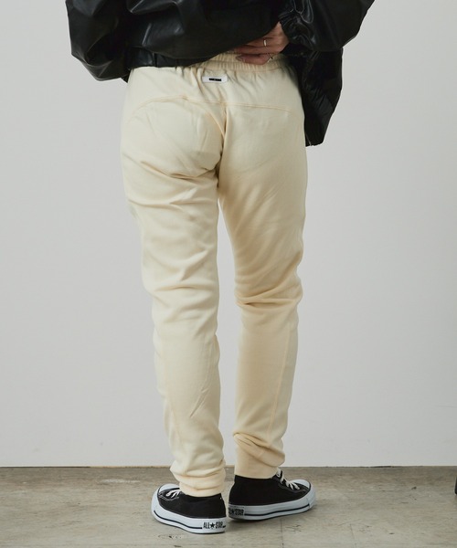 ONEXONE（ワンフォーワン）の「ONEXONE/ワンフォーワン LOGO FREESTYLE SLIM SWEAT PANTS サイドパネル イージースウェットパンツ メンズ 秋物 秋服 2026年秋冬（スウェットパンツ・メンズ・ブラック/グリーン/クリーム/バーガンディー・S/M/L）」の16枚目の写真