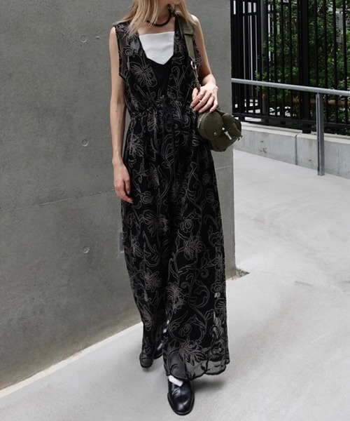 Ameri（アメリ）の「CHUBBY MILITARY BAG（ショルダーバッグ・レディース・アイボリー/ブラック/カーキ・FREE）」の11枚目の写真