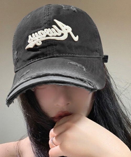 lilful(リルフル)の「【26年春夏新作】ダメージ加工 グラデーションデザインキャップ(キャップ・レディース・レッド/ピンク/ブラウン/ブラック/ブルー・F)」の1枚目の写真