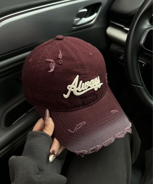 lilful(リルフル)の「【26年春夏新作】ダメージ加工 グラデーションデザインキャップ(キャップ・レディース・レッド/ピンク/ブラウン/ブラック/ブルー・F)」の22枚目の写真