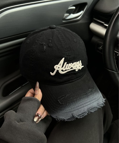 lilful(リルフル)の「【26年春夏新作】ダメージ加工 グラデーションデザインキャップ(キャップ・レディース・レッド/ピンク/ブラウン/ブラック/ブルー・F)」の18枚目の写真