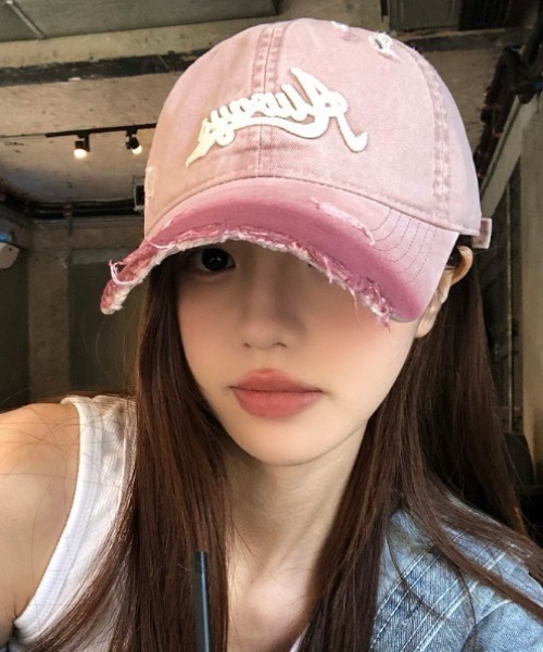 lilful(リルフル)の「【26年春夏新作】ダメージ加工 グラデーションデザインキャップ(キャップ・レディース・レッド/ピンク/ブラウン/ブラック/ブルー・F)」の11枚目の写真
