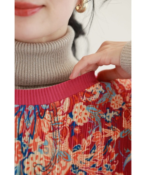 cawaii(カワイイ)の「ふんわり変形タック袖の鮮やかな花柄プリーツロングワンピース(ワンピース・レディース・ピンク・FREE)」の12枚目の写真