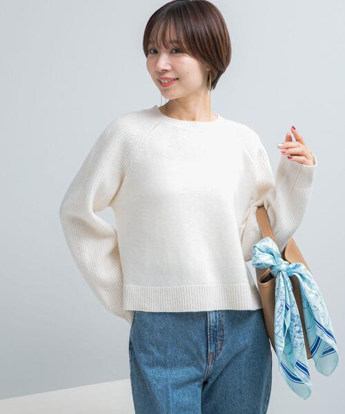 URBAN RESEARCH ROSSO WOMEN(アーバンリサーチ ロッソ)の「スーパーファインラムズウールショートニット(ニット/セーター・レディース・オフホワイト/レッド/ライトグレー/ブラック・FREE)」の9枚目の写真