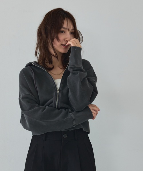abahouse mavie（アバハウスマヴィ）の「【裏毛】ピグメントショートジップパーカー/ヴィンテージ風/長袖/スウェット/春服（パーカー・レディース・グレー/ブラック・フリー）」の10枚目の写真