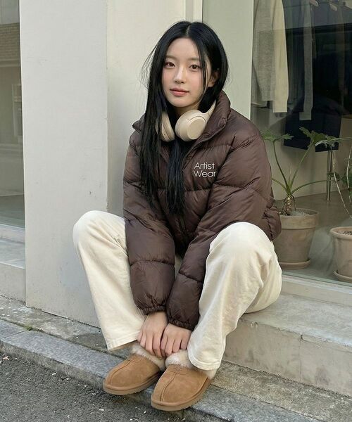 ARTISTWEAR（アーティストウェア）の「[2COLORS] モノタイププファークロップショートパディングジャケット（ダウンジャケット/コート・レディース・ブラック/ブラウン・SMALL/MEDIUM）」の12枚目の写真