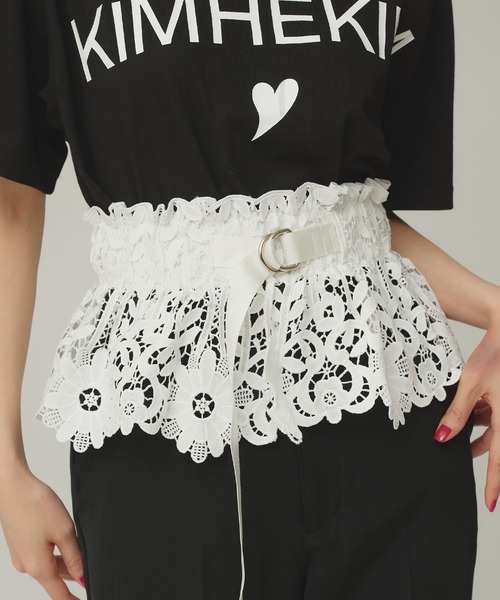 Narcissus（ナルシス）の「レースペプラムベルト/フラワーレース（ベルト・レディース・ブラック/ホワイト・FREE）」の2枚目の写真