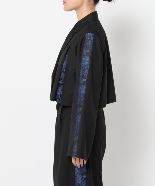 HARE（ハレ）の「ジャガードラインショートジャケット(HARE)（テーラードジャケット・レディース・オフホワイト/ブラック・FREE）」の17枚目の写真