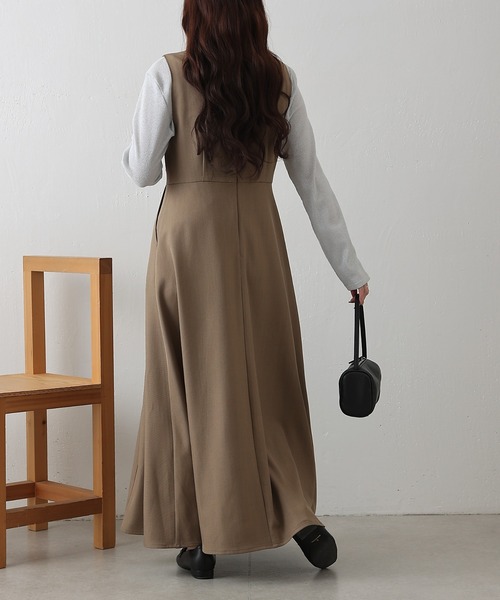 COLONY 2139（コロニートゥーワンスリーナイン）の「カシュクールノースリーブワンピース（ワンピース・レディース・ブラック/グレー/ベージュ・FREE）」の17枚目の写真