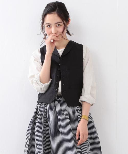 BEAMS BOY(ビームスボーイ)の「BEAMS BOY / ダンプ ベスト(ベスト・レディース・ベージュ/ネイビー・ONE SIZE)」の3枚目の写真