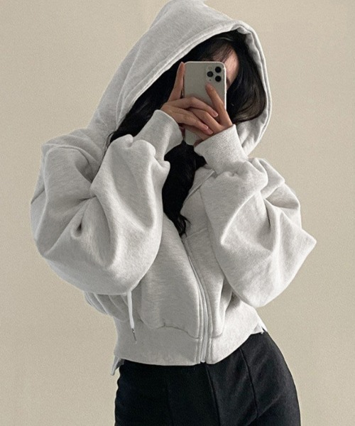 Miniministore(ミニミニストア)の「ジップパーカー裏起毛ショート丈フーディー(パーカー・レディース・ライトグレー/ブラック/ダークグレー・FREE)」の1枚目の写真