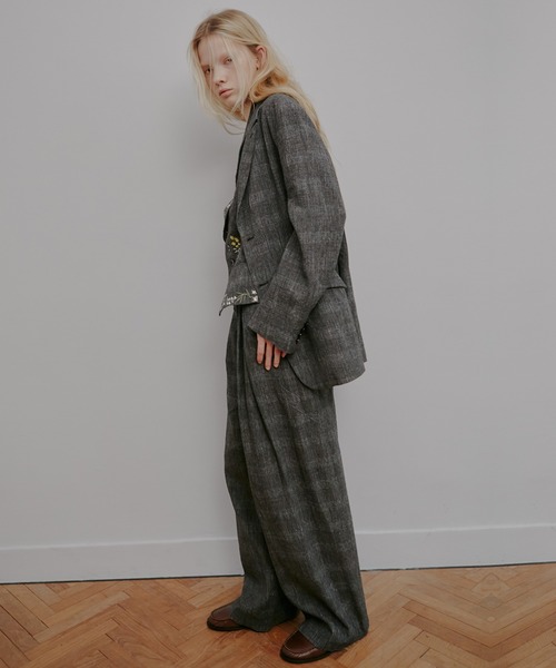 IRENENNE（アイレネ）の「ジャカードタックディテールトラウザー / Jacquard Tuck-Detail Trousers（その他パンツ・レディース・グレー・38/36/34）」の3枚目の写真
