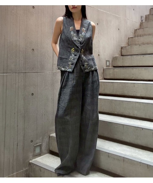 IRENENNE（アイレネ）の「ジャカードタックディテールトラウザー / Jacquard Tuck-Detail Trousers（その他パンツ・レディース・グレー・38/36/34）」の10枚目の写真
