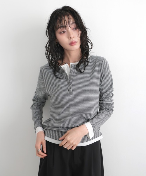LIAN（リアン）の「ボーダーヘンリーネックプルオーバー（Tシャツ/カットソー・レディース・グレー/オフホワイト/ブラック・FREE）」の5枚目の写真