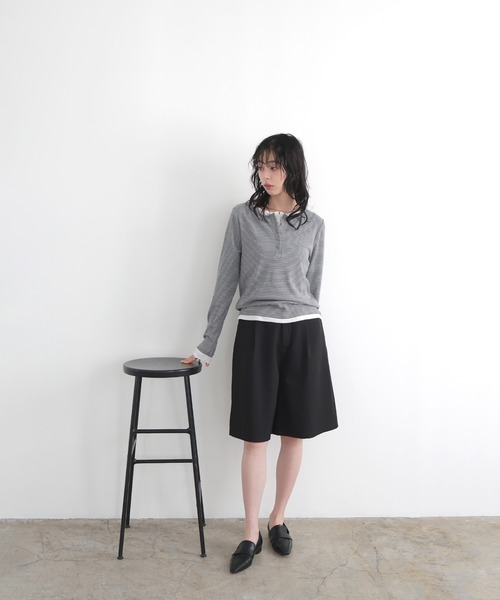 LIAN（リアン）の「ボーダーヘンリーネックプルオーバー（Tシャツ/カットソー・レディース・グレー/オフホワイト/ブラック・FREE）」の8枚目の写真