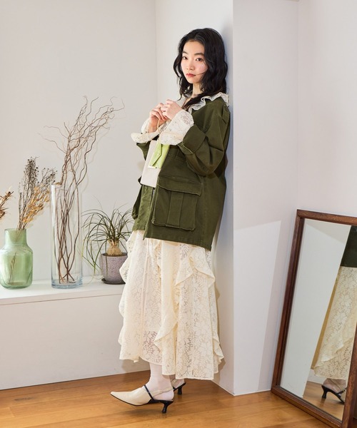 mysty woman（ミスティウーマン）の「ノーカラーミリタリージャケット 660030（ミリタリージャケット・レディース・カーキ/ベージュ・FREE）」の9枚目の写真