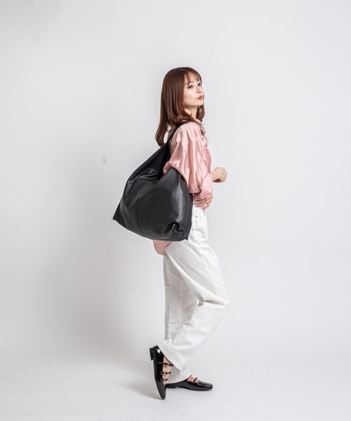 AULENTTI(オウレンティ)の「【AULENTTI/オウレンティ】トートバッグ マグネット(トートバッグ・レディース・ブラック・FREE)」の11枚目の写真