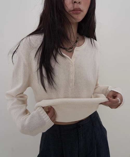 CHUN CHUN NOTES(チュンチュンノーツ)の「26SS/ヘンリーネック ニットプルオーバー(ニット/セーター・レディース・アイボリー/ベージュ/ダークグレー・F)」の4枚目の写真