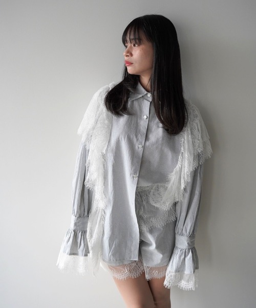 SANSeLF（サンセルフ）の「【SANSeLF】フリルレースストライプシャツセットアップ saw26s028（セットアップ・レディース・グレー・FREE）」の9枚目の写真